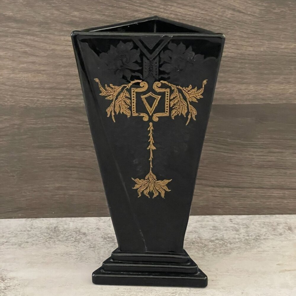 RARE New Martinsville Art Deco Black Glass Etched Gilded Triangular Vase 8.5"